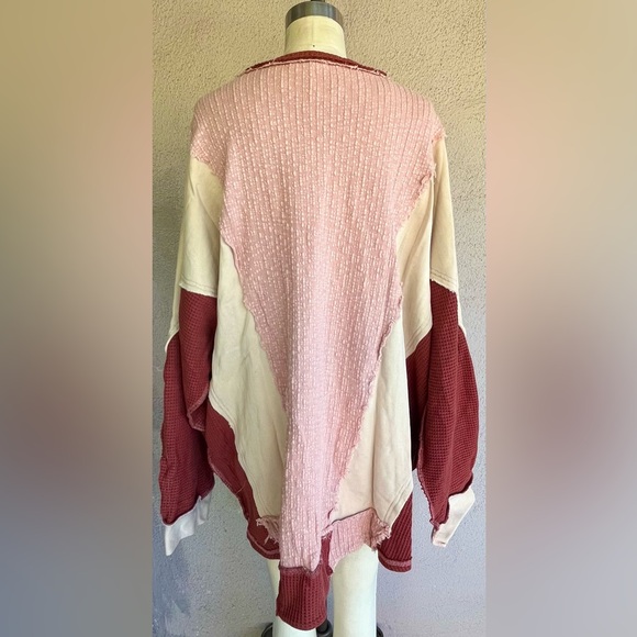 Oli & Hali Pink and Red Textured Sweater - Picture 2 of 2